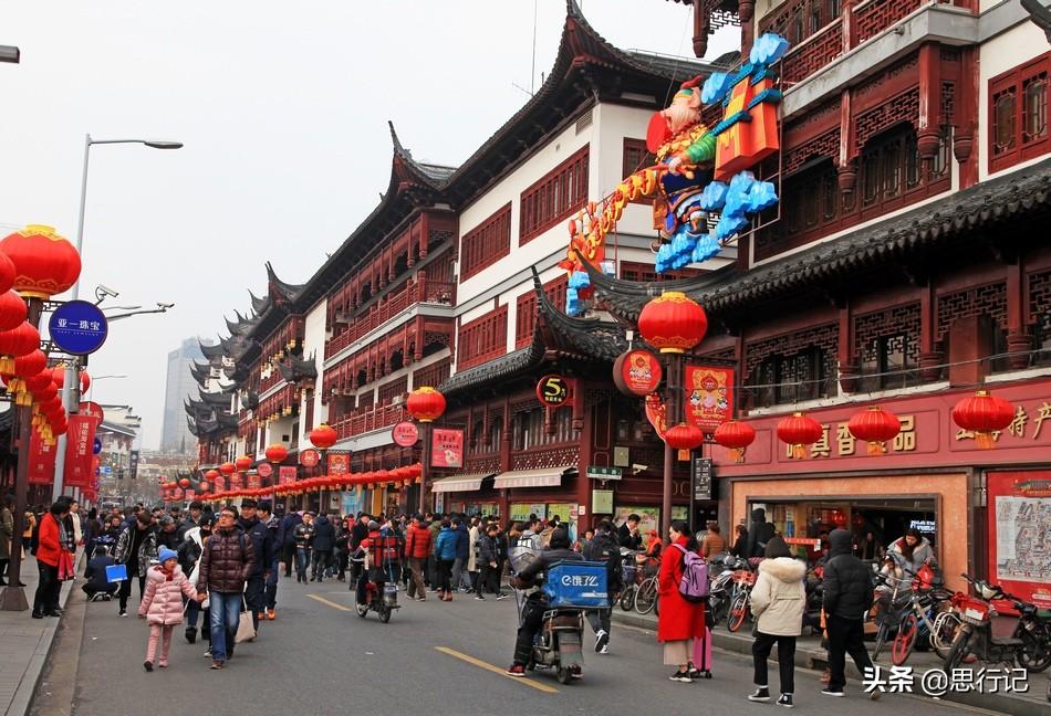 开一个火锅店怎么经营才能吸引顾客,如何经营才能吸引顾客