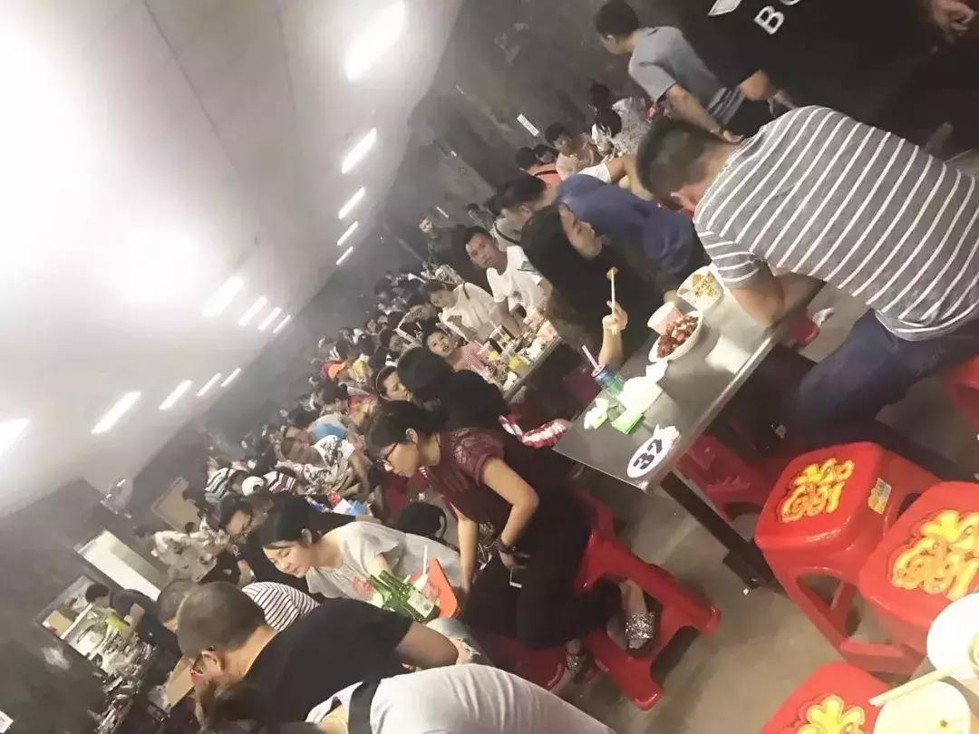 个体工商户营业执照变更地址的办理流程是怎样的,营业执照变更地址的办理流程是怎样的