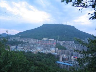 2022平顶山一共几个区?平顶山市新华区附近有什么好玩的地方？