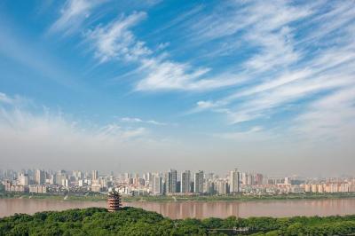 株洲在娄底的哪个方向?株洲市区有分哪几个区？