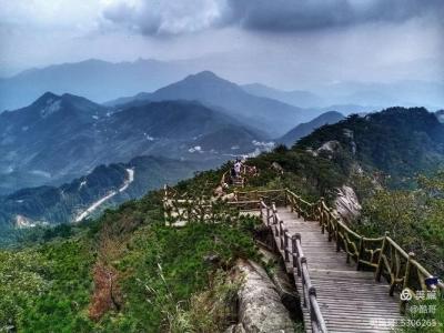 夏天在武汉周边凉快的景区有哪些?薄刀峰和庐山哪个高？