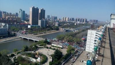 平顶山湛河区卫东区分界线,湛河发源地是哪里？