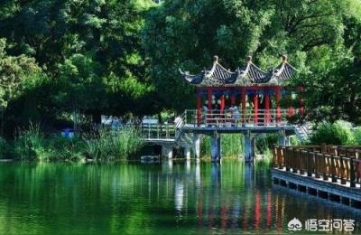 石家庄世纪公园附近哪个停车场便宜,石家庄裕华区哪里好玩