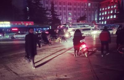 从郑州火车站到郑州二七万达广场怎么走,公交线路一览