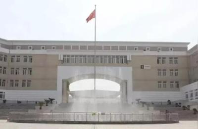 郑中国际学校,郑州中学小超班和国际班那个好