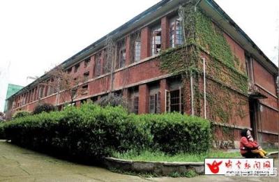 湖北科技学院图书馆,湖北科技学院助学金什么时候发放