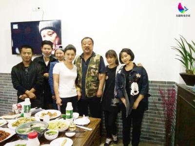 万影传奇化妆学校,学影视化妆去万影传奇化妆学校怎么样
