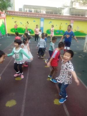 在七星幼儿园上学学费多少钱一个月,上蔡阳光幼儿园怎么收费