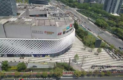 郑州宝龙城市广场,宝龙广场董事长是谁