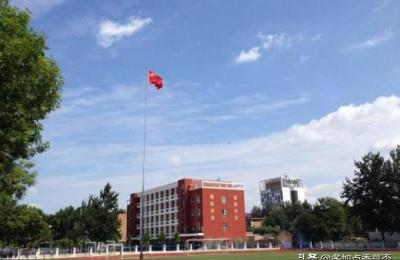 2021年读大专几月毕业,大学生毕业时间是几月