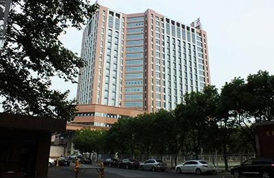 南京鼓楼医院有几个院区,南京大学金陵学院怎么样