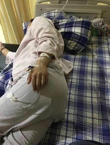 淘宝店铺可以放多少衣服,淘宝开店能同时卖衣服和化妆品吗