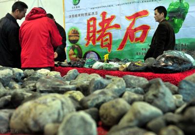 淘宝从哪里发起退货退款,快递在驿站可以直接退货