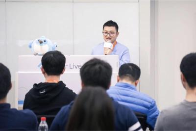 闲鱼账号怎么变高级设置,女人到了三十岁