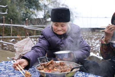 淘宝上买猪肉源自哪里,昆明那里买得着冻猪肉