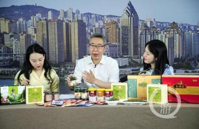 淘宝如何打开寻味中国,女生有多喜欢小吊带的裙子