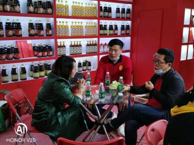 云亭火锅店团购群电话,云亭火锅蘸料怎么调