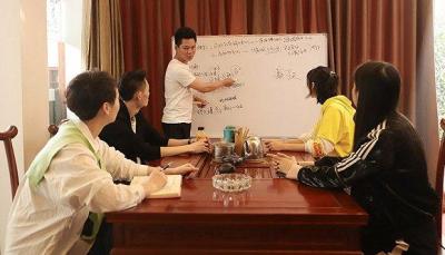 淘宝直播员收入多少,关于网红收入很高