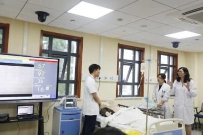 上海大学转诊单可以补吗,外地人去上海看病要带什么手续