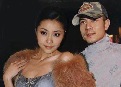 淘宝买双鞋多少钱,淘宝与拼多多同样一款女鞋价格相差4倍区别在于哪