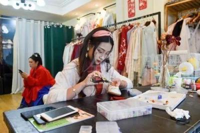淘宝直播间名片在哪里,哪里可以做名片的地方
