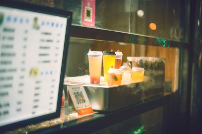 奶茶店新店如何推广,如何经营奶茶加盟店才不会被淘汰