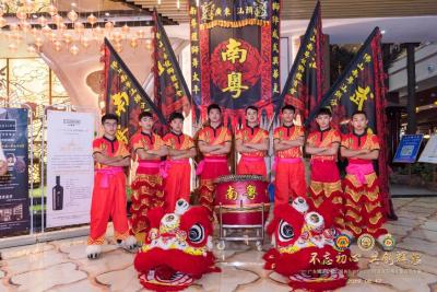 新店开业舞狮子代表什么,舞狮黄色和红色哪个好看