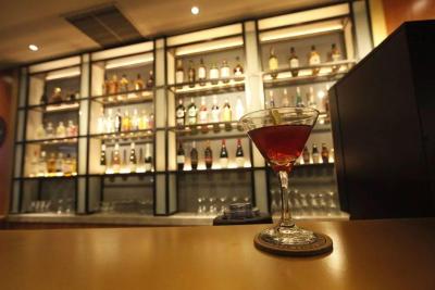 酒吧开业新店方案怎么写,酒吧装修好不开业怎么回事